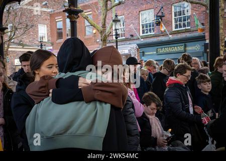 Gli amici piangono per Brianna Ghey, una sedicenne transgender britannica, e' stata uccisa in un attacco premeditato da Scarlett Jenkinson e Eddie Ratcliffe Foto Stock