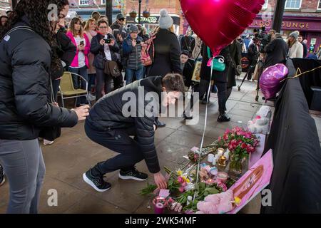 Vigil per Brianna Ghey, una sedicenne transgender britannica, è stata uccisa in un attacco premeditato da Scarlett Jenkinson e Eddie Ratcliffe. Foto Stock