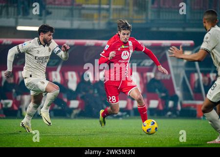 Monza, Italia. 18 febbraio 2024. Andrea Colpani (AC Monza) durante AC Monza vs AC Milan, partita di serie A A Monza, Italia, 18 febbraio 2024 Credit: Independent Photo Agency/Alamy Live News Foto Stock
