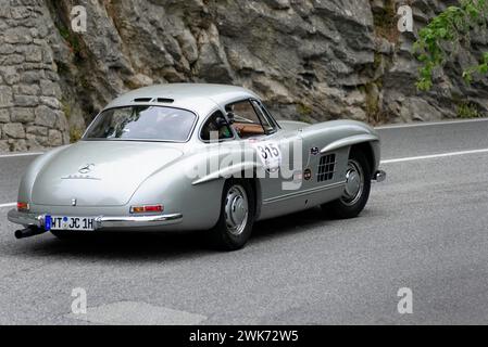 Mille miglia 2014 o 1000 miglia, No. 315, Mercedes-Benz 300 SL W 198, anno modello 1954, gara di auto d'epoca, San Marino, Italia Foto Stock