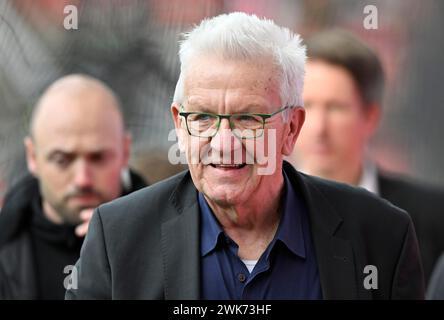 Politico Winfried Kretschmann, Buendnis90 die Gruenen, Ministro Presidente del Baden-Wuerttemberg, ritratto, sorrisi, Voith Arena, Heidenheim Foto Stock