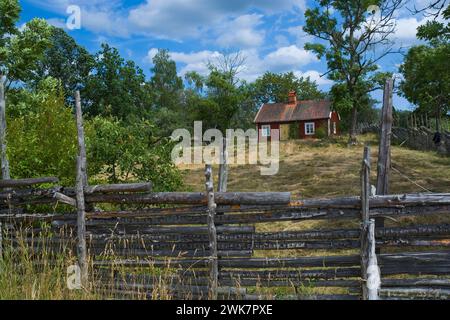 Antico borgo storico ben conservato e il paesaggio circostante a Stensjo By, Svezia Foto Stock