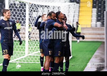 Gothenburg, Svezia. 18 febbraio 2024. Amir al-Ammari (24) di Halmstad BK segna per 3-2 durante la partita di Svenska Cup tra Halmstads BK e Helsingborg alla Bravida Arena di Gothenburg. (Photo Credit: Gonzales Photo/Alamy Live News Foto Stock