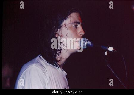 I FOO FIGHTERS hanno eseguito uno dei loro primi spettacoli dal vivo al Roxy di W. Hollywood, CA USA il 27 luglio 1995. Crediti: Kevin Estrada / MediaPunch Foto Stock