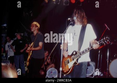 I FOO FIGHTERS hanno eseguito uno dei loro primi spettacoli dal vivo al Roxy di W. Hollywood, CA USA il 27 luglio 1995. Crediti: Kevin Estrada / MediaPunch Foto Stock