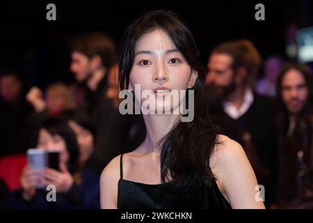 Berlino, Germania. 19 febbraio 2024. Kim Seungyun partecipa alla premiere Yeohaengjaui pilyo (A Traveler's Need) durante il 74° Berlinale International Film Festival di Berlino al Grand Hyatt Hotel di Berlino, in Germania, il 19 febbraio 2024. Foto di Aurore Marechal/ABACAPRESS.COM credito: Abaca Press/Alamy Live News Foto Stock
