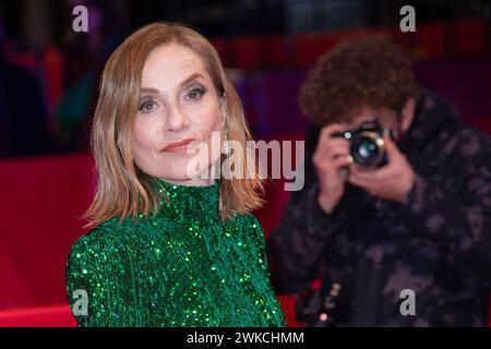 Berlino, Germania. 19 febbraio 2024. Isabelle Huppert partecipa alla premiere Yeohaengjaui pilyo (A Traveler's Need) durante il 74° Berlinale International Film Festival di Berlino al Grand Hyatt Hotel di Berlino, in Germania, il 19 febbraio 2024. Foto di Aurore Marechal/ABACAPRESS.COM credito: Abaca Press/Alamy Live News Foto Stock