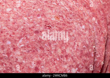 Salame, fette di carne fredda tagliata Foto Stock
