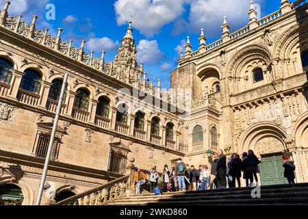Praza das Praterías, Cattedrale, Santiago di Compostela, A Coruña, Galizia, Spagna. Il Praza das Praterías è una piazza pubblica nel cuore di Santiago Foto Stock