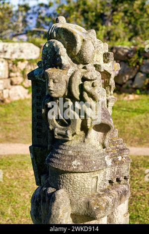 "Il Medrar del mondo", scultura di Silvino Silva, Castillo de o Castro, Parque Monte do Castro, Vigo, Pontevedra, Galizia, Spagna. Foto Stock