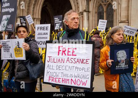 Londra, Regno Unito. 20 febbraio 2024. Ultima udienza del tribunale per Julian Assange, l'alta Corte ascolterà l'appello finale del team legale Julian Assanges. Egli affronta una possibile estradizione negli Stati Uniti. Sua moglie Stella e la squadra legale sono all'udienza. Crediti: Mark Thomas/Alamy Live News Foto Stock