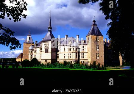 Château de Sully, Département Saône-et-Loire, Borgogna meridionale, Francia Foto Stock