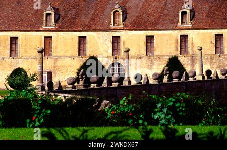 Château de Sully, Département Saône-et-Loire, Borgogna meridionale, Francia Foto Stock