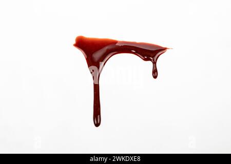 Un sangue sparso. Un sangue che scorre verso il basso. Modello sanguinoso. I concetti di sangue possono essere utilizzati nella progettazione Foto Stock