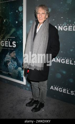 New York, New York, Stati Uniti. 19 febbraio 2024. Scott Bakula alla prima di Ordinary Angels di New York il 19 febbraio 2024 allo SVA Theater di New York. Credito: RW/Media Punch/Alamy Live News Foto Stock