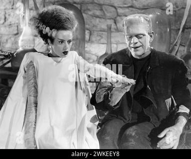 Boris Karloff ed Elsa Lanchester nel film "Sposa di Frankenstein" di James Whale. Museo: COLLEZIONE PRIVATA. Autore: ANONIMO. Foto Stock