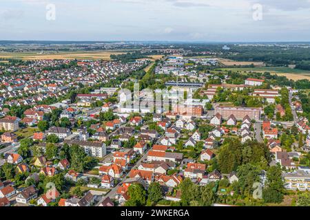 Die bayerische Kreisstadt Dillingen an der Donau im Luftbild Ausblick auf Dillingen im Donautal in Nordschwaben Dillingen Bayern Deutschland *** Aeria Foto Stock