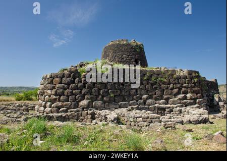 16 gennaio 2023 - Sardegna, Torralba, Provincia di Sassari. Nuraghe e villaggio Santu Antine, blocchi basaltici, età del bronzo - civiltà nuragica, Foto Stock