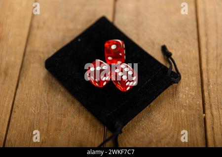 i dadi sono una parte importante dei trucchi degli artisti magici, degli illusionisti Foto Stock