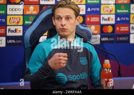 Napoli, Campania, ITALIA. 20 febbraio 2024. 20/02/2024 Napoli, conferenza stampa pre-partita della Champions League 2024 tra Napoli e Barcellona valida per il round del 16.nella foto: Frenkie dev Jong FC Barcellona (Credit Image: © Fabio Sasso/ZUMA Press Wire) SOLO USO EDITORIALE! Non per USO commerciale! Foto Stock