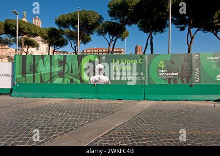 Lavori in corso sulla linea C della metropolitana nel centro storico, Roma, Lazio, Italia Foto Stock