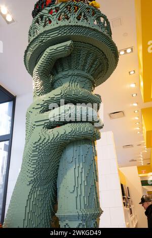 Il negozio LEGO nel Flatiron District, New York City, USA 2024 Foto Stock