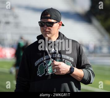 4 novembre 2023 - allenatore di forza e condizionamento Kody Cooke prima di una partita tra i Nevada Wolfpack e gli Hawaii Rainbow Warriors al MacKay Stadium di Reno, Nevada - Michael Sullivan/CSM Foto Stock