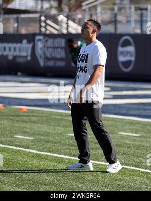 4 novembre 2023 - Direttore delle operazioni di calcio delle Hawaii Reyn Shiraishi prima di una partita tra i Nevada Wolfpack e gli Hawaii Rainbow Warriors al MacKay Stadium di Reno, NV - Michael Sullivan/CSM Foto Stock