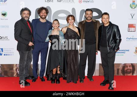 Ettore Belmondo, Simone Riccioni, Azzurra lo Pipero, Margherita Tiesi, Simone Montedoro e Alessandro Sanguigni durante il photocall del film Nev Foto Stock