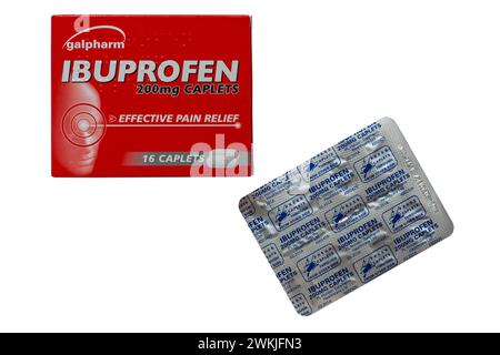 Galpharm ibuprofen caplets 200mg efficace antidolorifico compresse farmaco con blister rimosso isolato su sfondo bianco Foto Stock