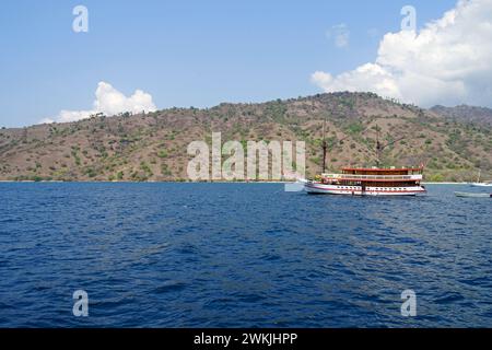 Nave Phinisi a Komodo Island, Flores, Nusa Tenggara Timur, Indonesia Foto Stock