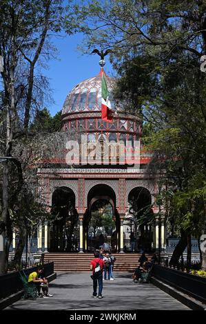 Kuppelbau Kiosco Morisco im Park Alameda, Colonia Santa Mar’a la Ribera, Mexiko Stadt Foto Stock