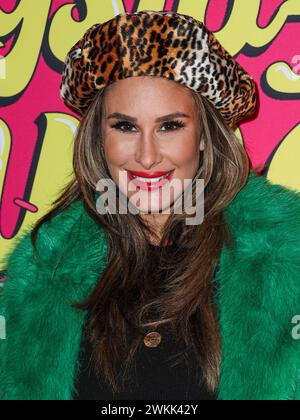 HOLLYWOOD, LOS ANGELES, CALIFORNIA, USA - 20 FEBBRAIO: Brittany Furlan arriva alla premiere di Los Angeles di Shout! Studios, All Things Comedy e Utopia 'Drugstore June' si sono tenuti al TCL Chinese 6 Theaters il 20 febbraio 2024 a Hollywood, Los Angeles, California, Stati Uniti. (Foto di Xavier Collin/Image Press Agency) Foto Stock