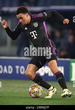 Roma, Italia, 14 febbraio 2024. Jamal Musiala del Bayern Munchen durante la partita di UEFA Champions League all'Olimpico di Roma. Il credito immagine dovrebbe essere: Jonathan Moscrop / Sportimage Foto Stock