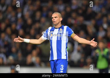 Porto, Portogallo. 21 febbraio 2024. Dragao Stadium, Champions League 2023/2024, FC Porto contro Arsenal; Pepe del FC Porto, durante il turno del 16, prima tappa la partita di UEFA Champions League 2023/2024 tra FC Porto e Arsenal al Dragao Stadium di Porto il 21 febbraio. Foto: Daniel Castro/DiaEsportivo/Alamy Live News crediti: DiaEsportivo/Alamy Live News Foto Stock