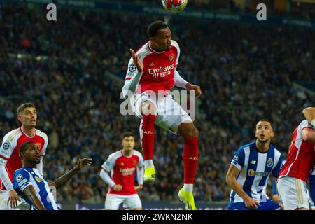 Porto, Portogallo. 21 febbraio 2024. Gabriel dirige il pallone durante la partita di andata della Champions League del 16° turno tra FC Porto e Arsenal allo stadio Dragão di Porto il 21 febbraio 2024 (Jose Salgueiro/SPP) (Jose Salgueiro/SPP) credito: SPP Sport Press Photo. /Alamy Live News Foto Stock