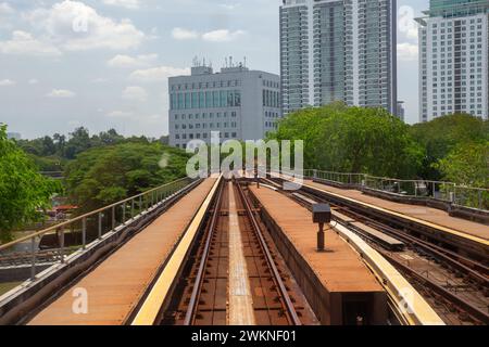 Binari della metropolitana leggera a Kuala Lumpur, Malesia Foto Stock