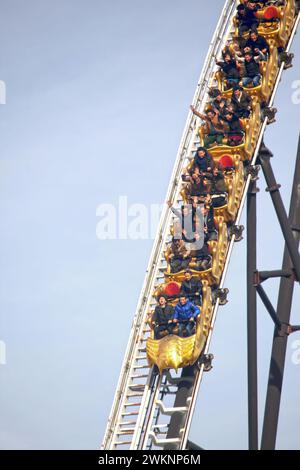 Le montagne russe del Fuji-Q Highland a Fujiyoshida, Yamanashi, Giappone. Foto Stock