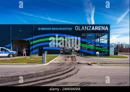 GLANZARENA, facciata blu-verde, centro di lavaggio interno, Kempten, Baviera, Allgaeu, Germania Foto Stock