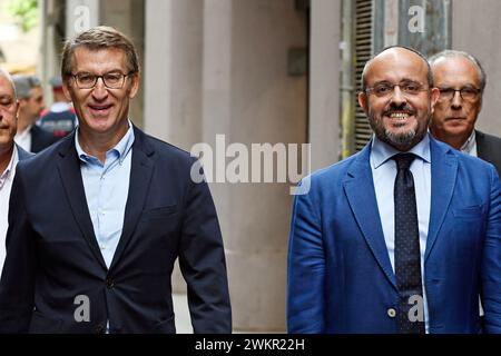 Barcellona, 21/10/2022. Il presidente del PP, Alberto Núñez Feijóo, inaugura la prima delle convenzioni settoriali del Partito Popolare. Foto: Adrián Quiroga. ARCHDC. Crediti: Album / Archivo ABC / Adrian Quiroga Foto Stock