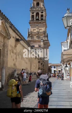 Córdoba, 07/30/2023. Turisti ad agosto. Foto: Rafael Carmona. Arciore. Crediti: Album / Archivo ABC / Rafael Carmona Foto Stock