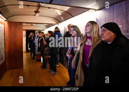 Firenze, Italia. 22 febbraio 2024. Foto massimo Paolone/LaPresse 22 febbraio 2024 - Firenze, Italia - il treno del ricordo - stazione di Firenze 22 febbraio 2024 Firenze, Italia - il treno della memoria - stazione di Firenze credito: LaPresse/Alamy Live News Foto Stock