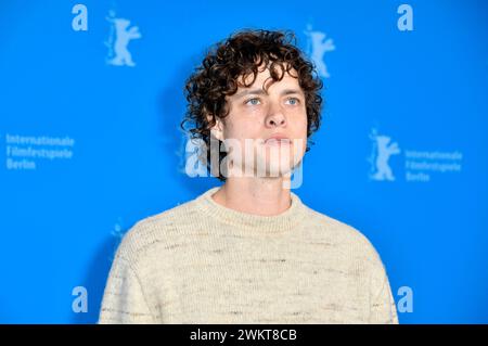 Douglas Smith beim Photocall zum Kinofilm 'Seven Veils' auf der Berlinale 2024 / 74. Internationale Filmfestspiele Berlin im Hotel Grand Hyatt. Berlino, 22.02.2024 Foto Stock