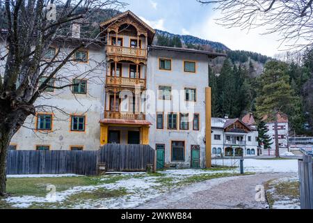 Sabbia a Taufers (campo Tures), una città comune di mercato in alto Adige nel nord Italia. Foto Stock