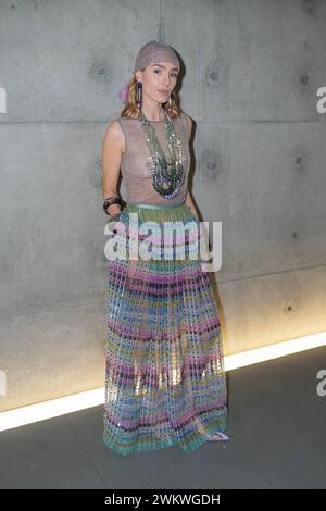 Milano, Italia. 22 febbraio 2024. Moda femminile, Autunno Inverno 2025. Sfilata Emporio Armani - arrivi nella foto: Credito: Agenzia fotografica indipendente/Alamy Live News Foto Stock