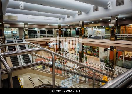 Interno del centro commerciale Lemon Grove a Chatswood, NSW, Australia Foto Stock