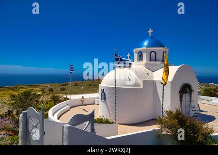 Santorini, Chiesa di San Raffaello, nel sud dell'isola, a ovest di Akrotiri, Cicladi, Grecia Foto Stock