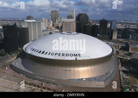 Vista aerea generale del Caesars Superdome, giovedì 22 febbraio 2024, a New Orleans. Foto Stock