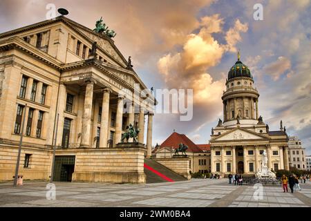 Konzerthaus, Neue Kirche, Gendarmenmarkt Berlin, Germania Foto Stock