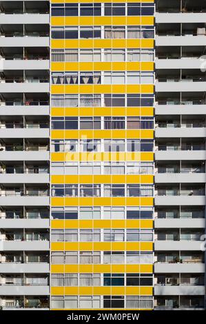 Golden Lane Estate London EC1Y, edificio di grado II progettato dagli architetti Chamberlin, Powell & Bon e completato nel 1962. Foto Stock